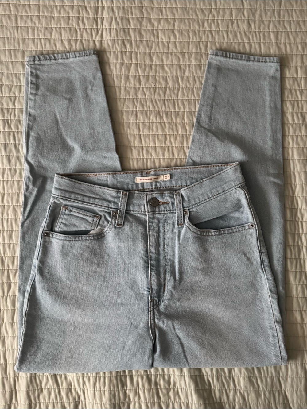 Levi’s vintage inspired tapered jeans, light wash
